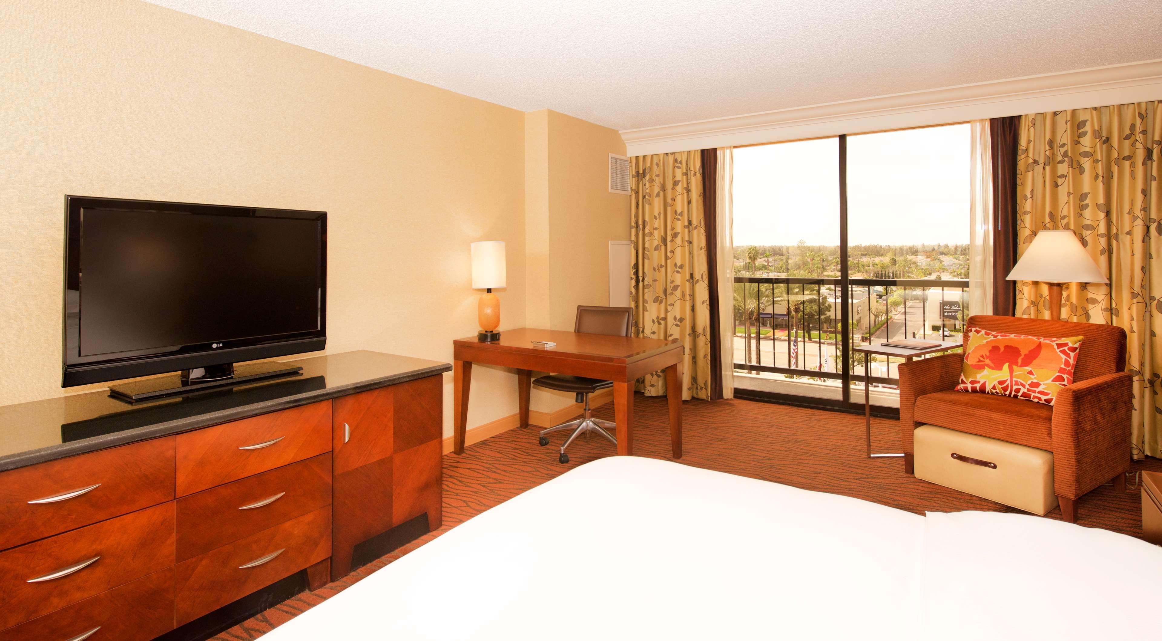 Готель Hilton Orange County/Коста-Меса Екстер'єр фото