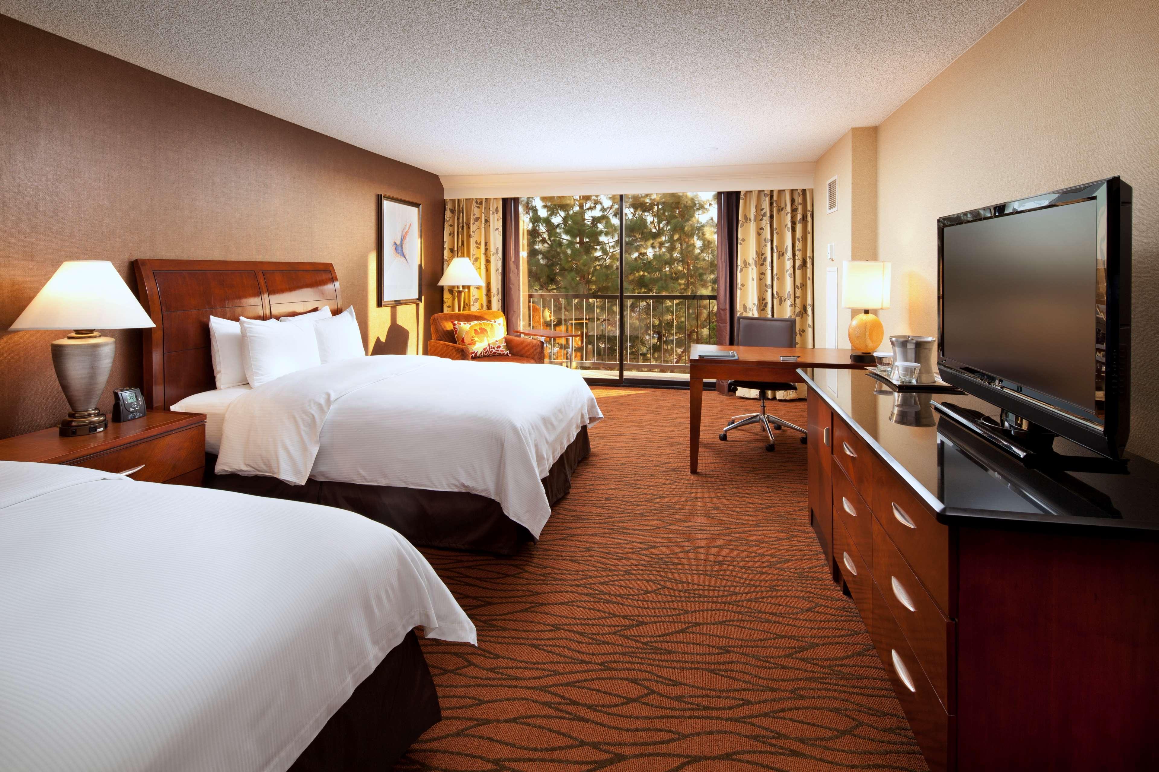 Готель Hilton Orange County/Коста-Меса Екстер'єр фото