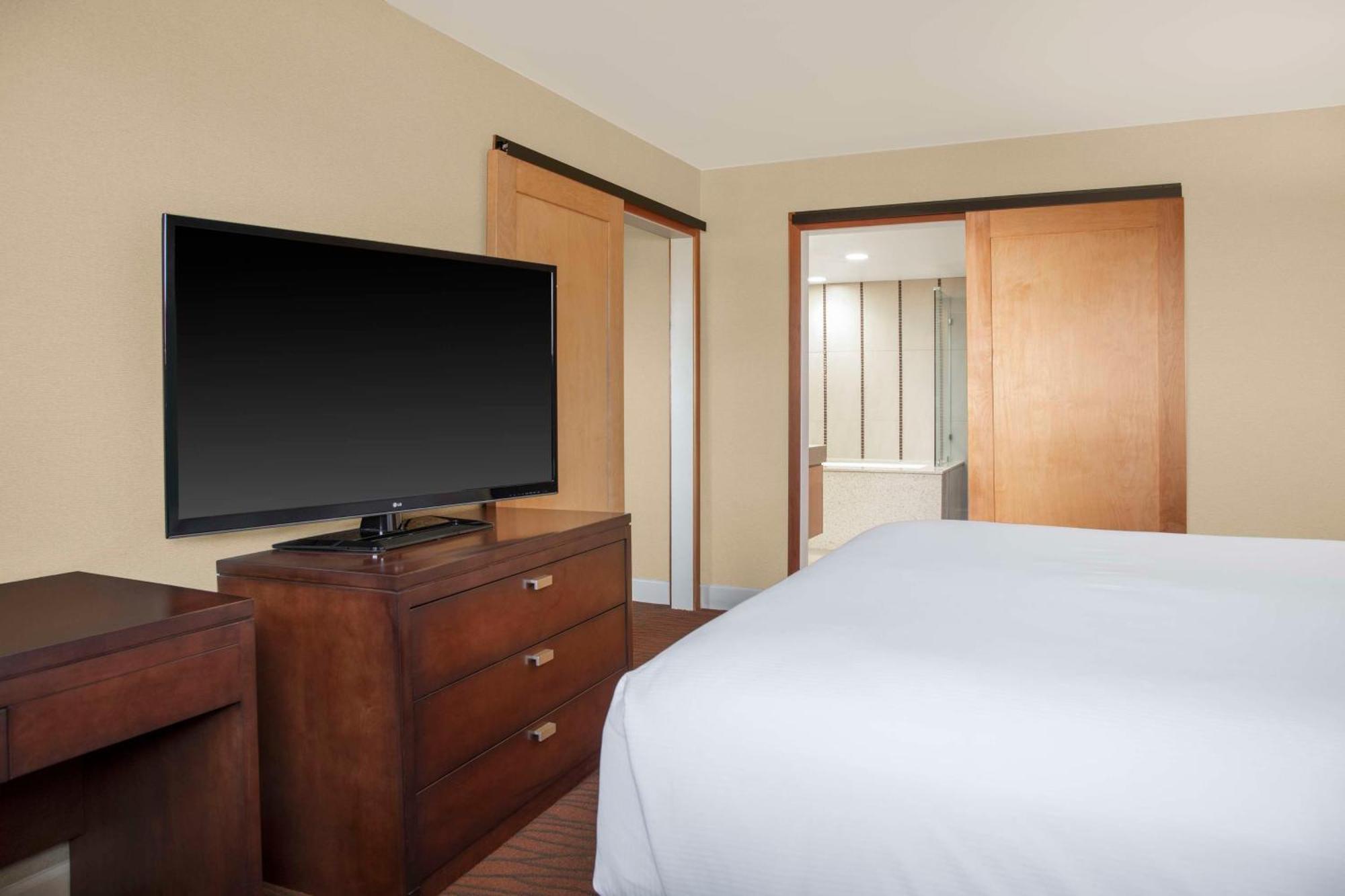 Готель Hilton Orange County/Коста-Меса Екстер'єр фото