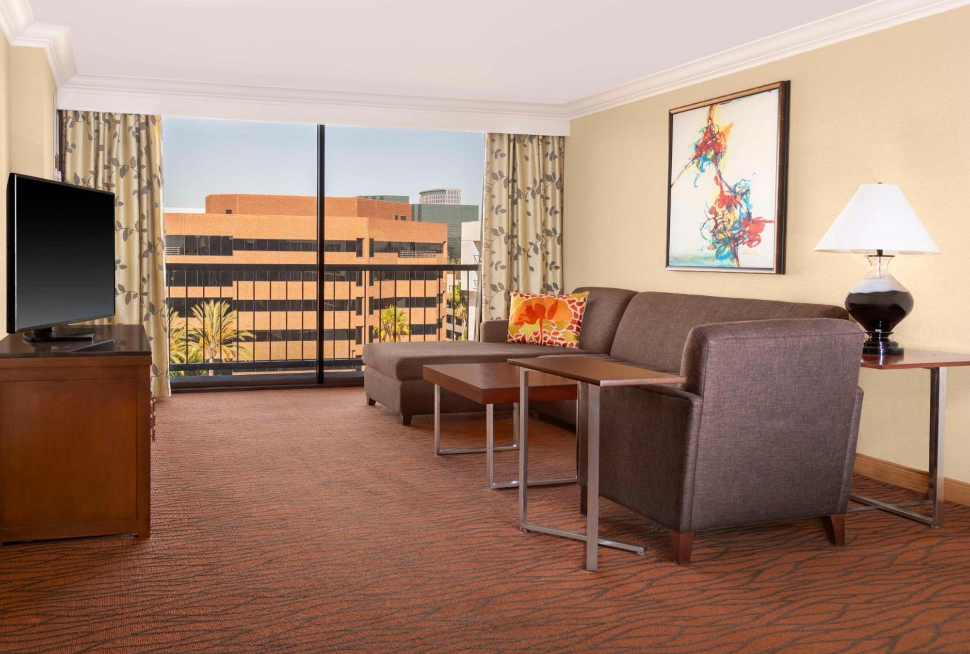 Готель Hilton Orange County/Коста-Меса Екстер'єр фото