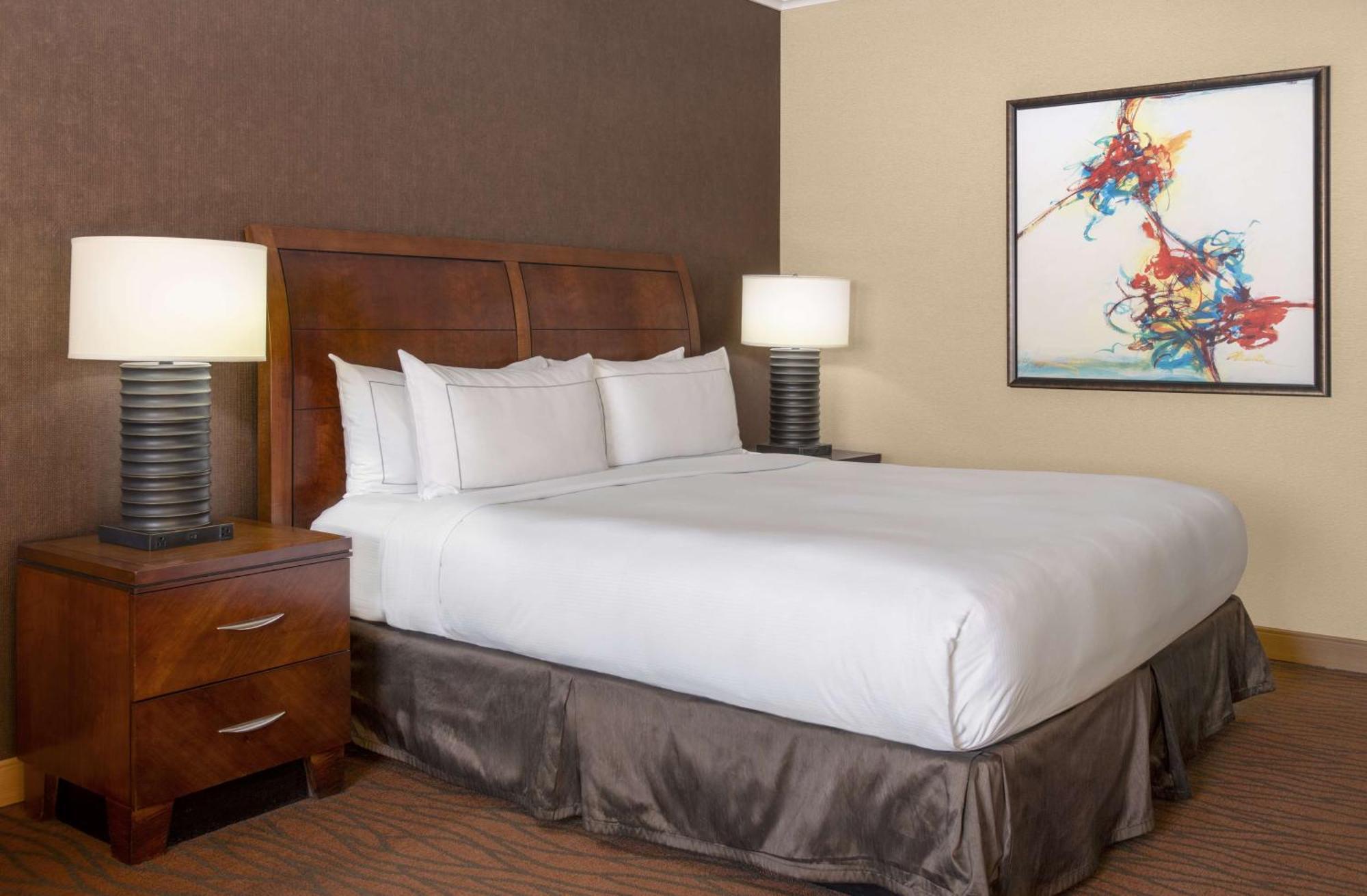 Готель Hilton Orange County/Коста-Меса Екстер'єр фото
